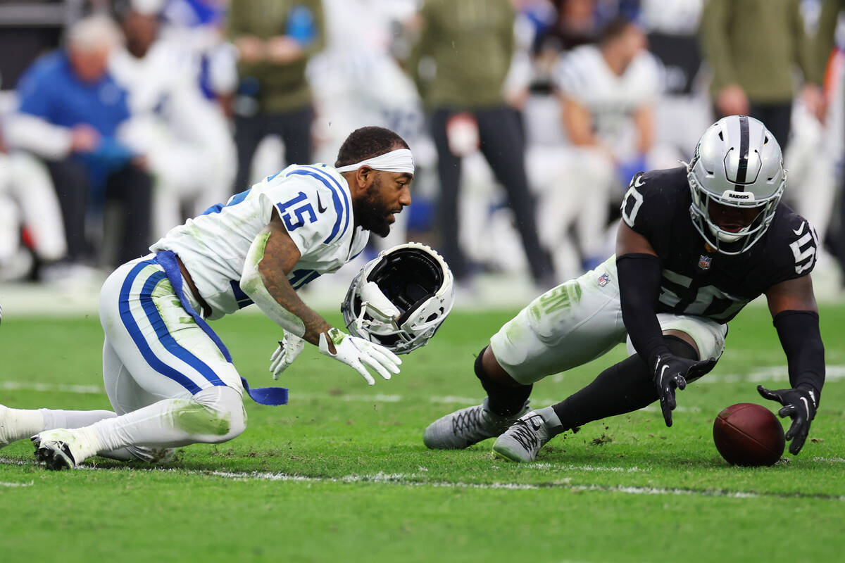 Raiders linebacker Jayon Brown (50) recovers a fumble by Indianapolis Colts wide receiver Keke ...