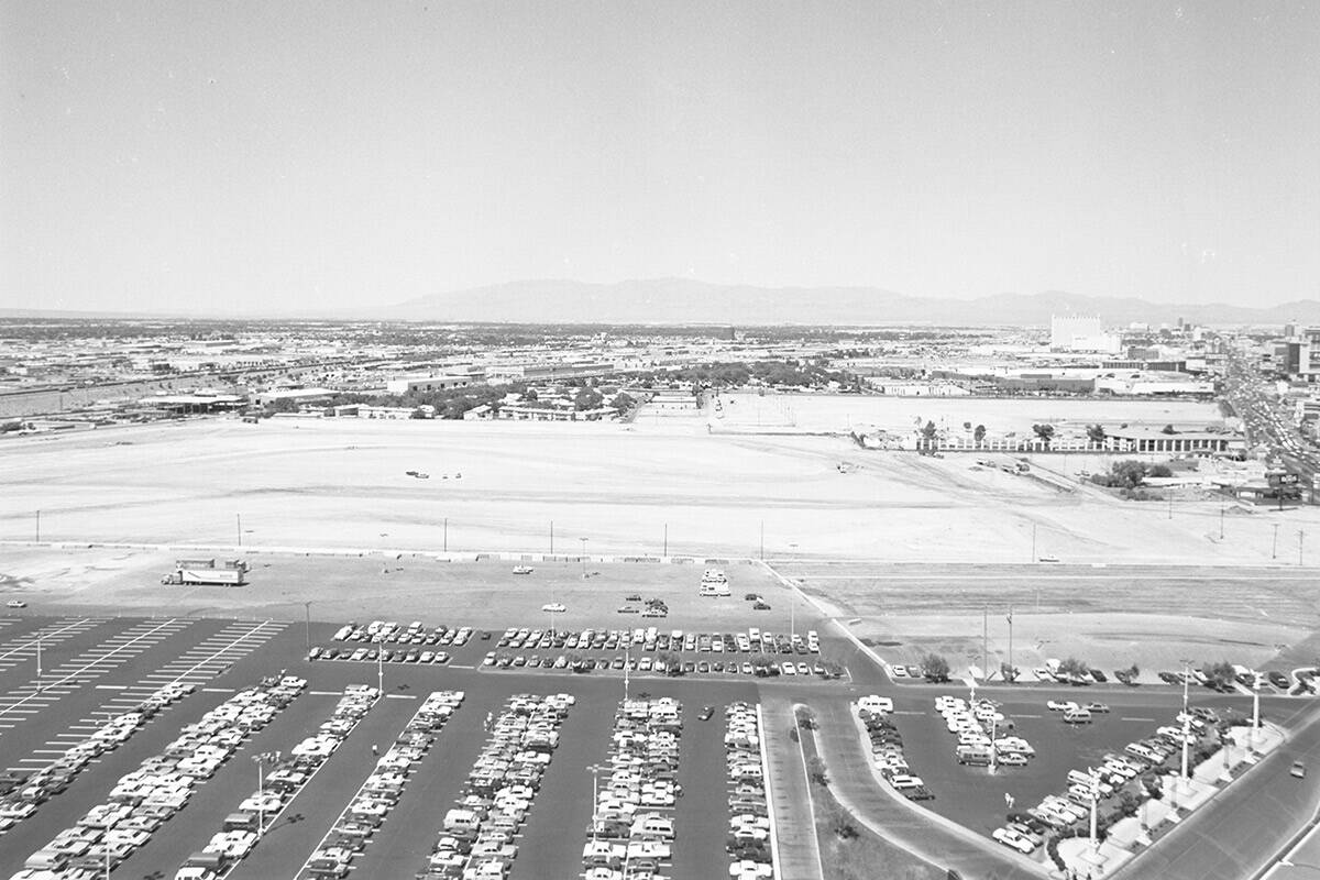 A view of South Las Vegas Boulevard looking north from Caesars Palace on Aug. 15, 1987. The emp ...