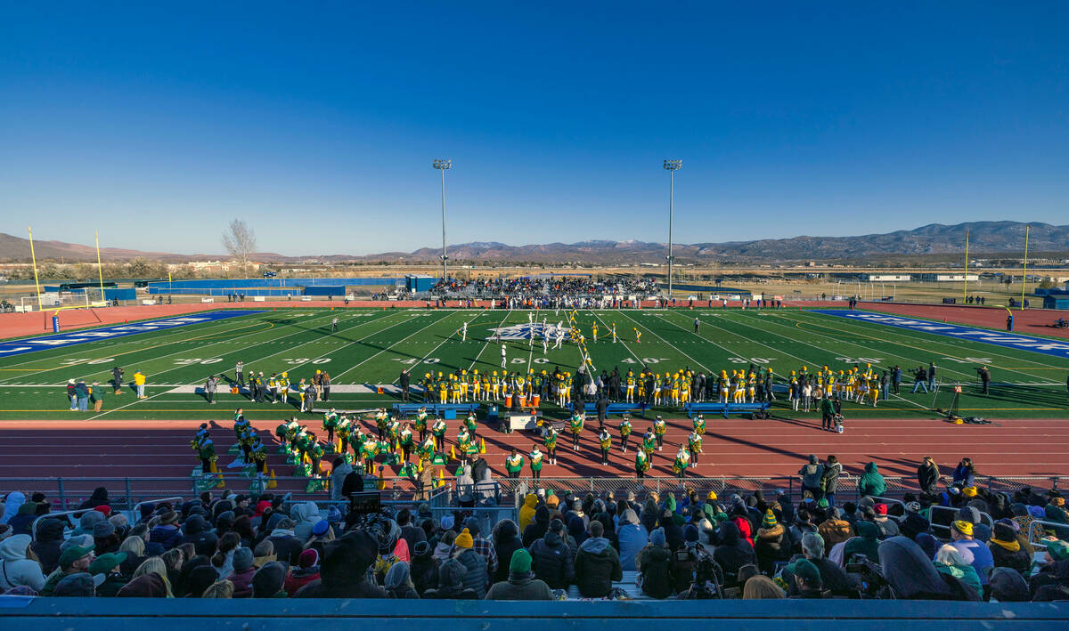 Bishop Gorman faces Bishop Manogue during the first half of their 5A state championship game on ...