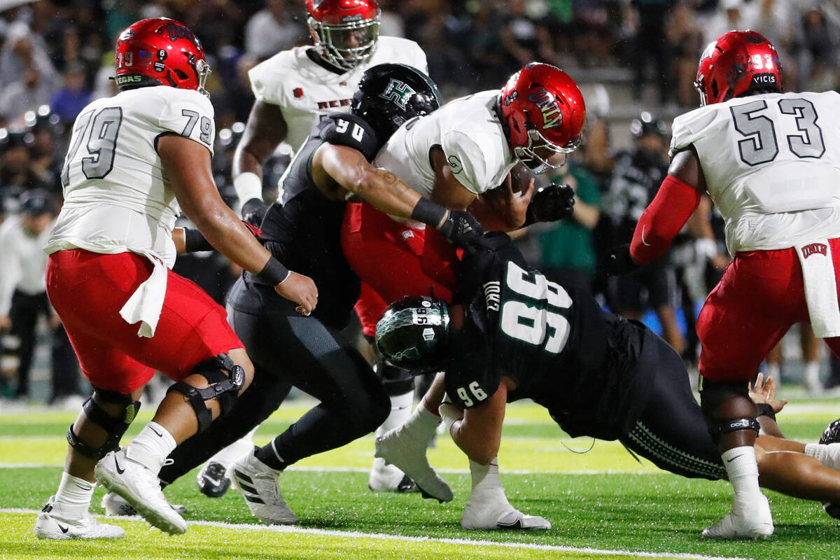 ‘Frustration is an understatement’: UNLV bowl hopes end in Hawaii