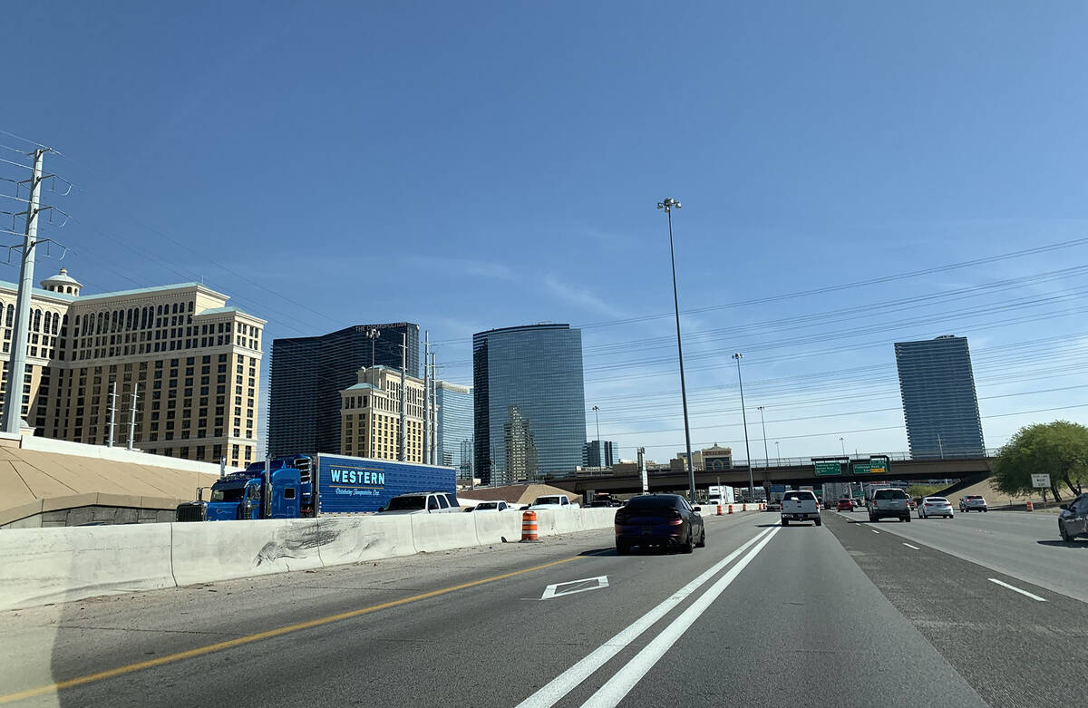 Hari Dapat Dinomori Untuk Las Vegas HOV Lanes |  PENGURANGAN