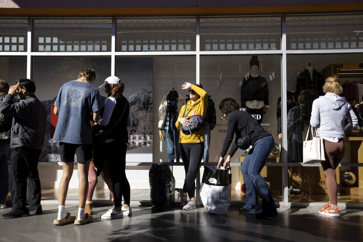 Fewer rushes seen on Black Friday in Las Vegas