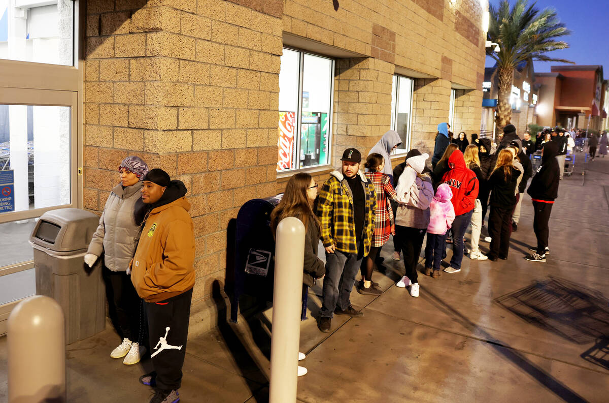 Fewer rushes seen on Black Friday in Las Vegas