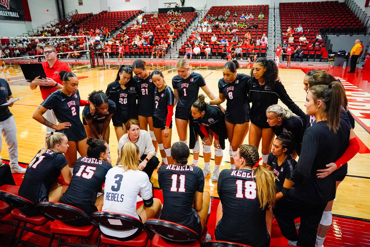 Voli UNLV membuat turnamen NCAA, akan menghadapi Washington State