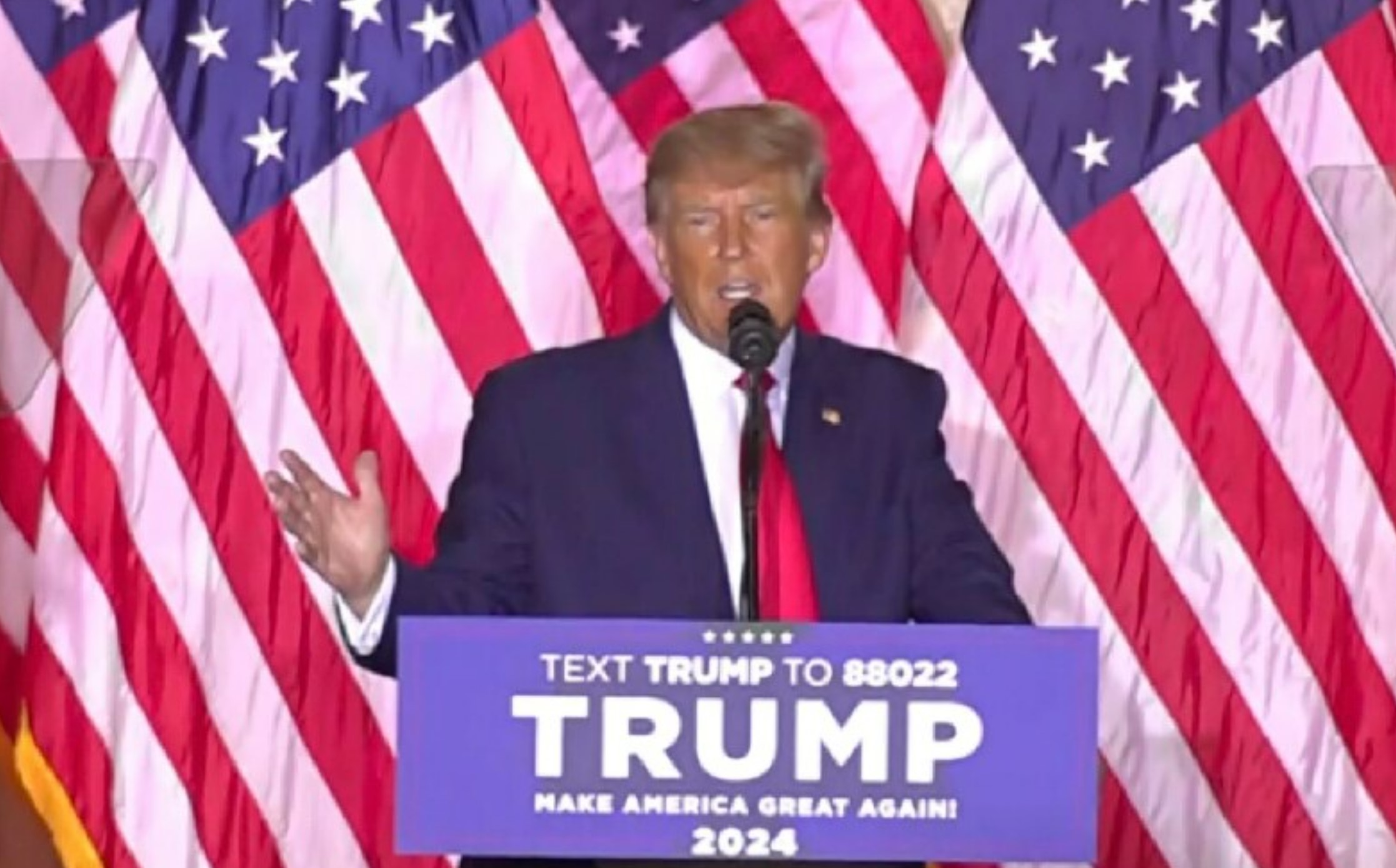 Trump meluncurkan kampanye ketiga untuk Gedung Putih