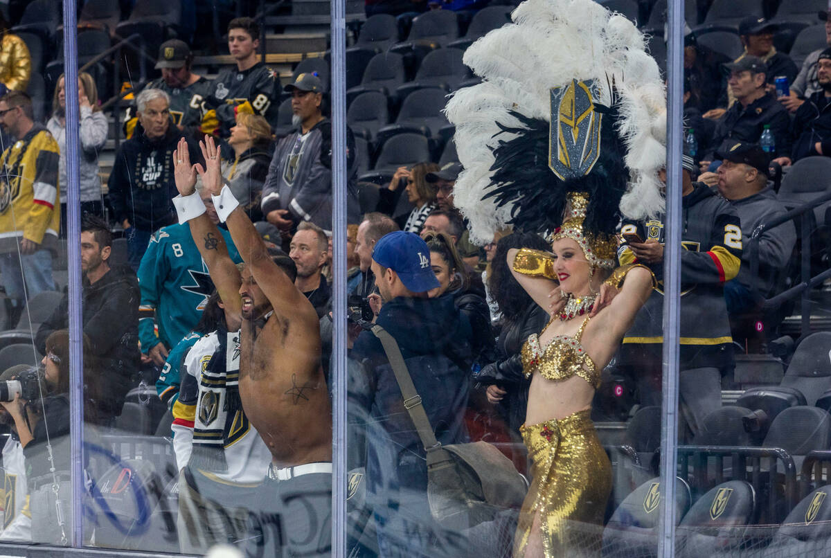 Golden Knights’ ingame entertainment has ‘Only in Vegas’ feel Golden