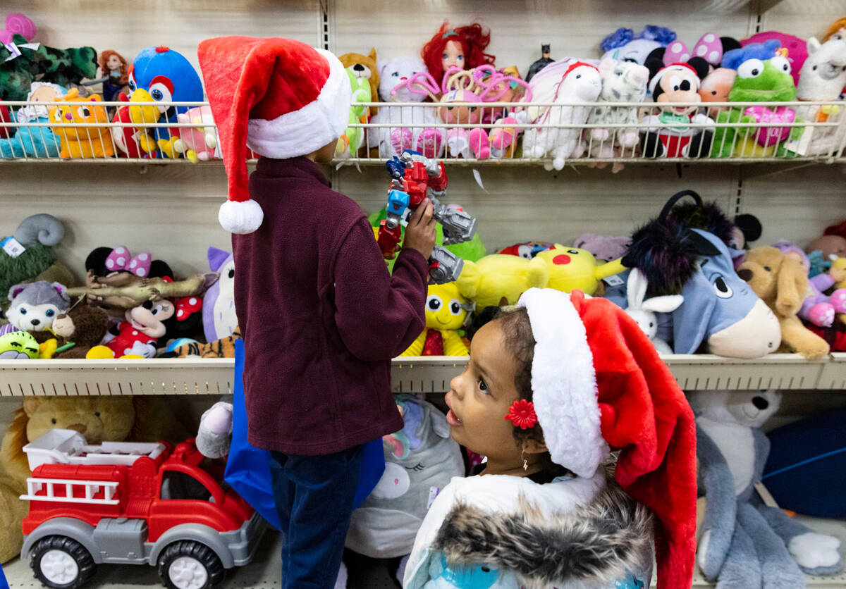 Goodwill Holds Holiday Ping Spree