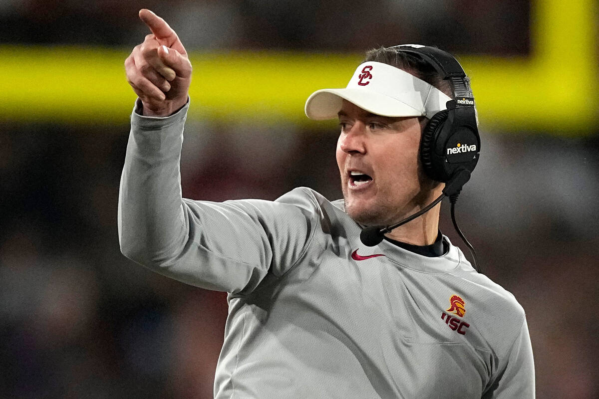 USC memiliki tempat Playoff Sepak Bola Perguruan Tinggi di Kejuaraan Pac-12