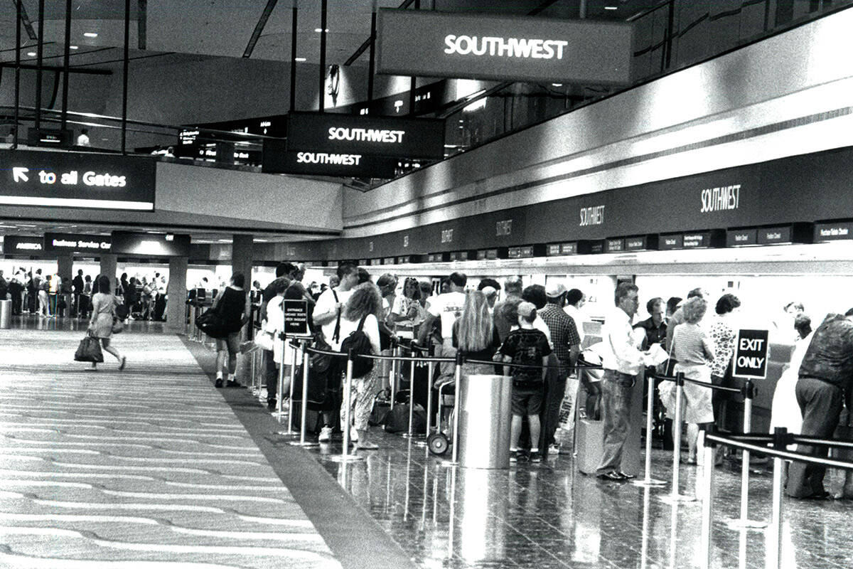 Ticket counter at McCarran International Airport on June 2, 1992. (File/Las Vegas Review-Journal)