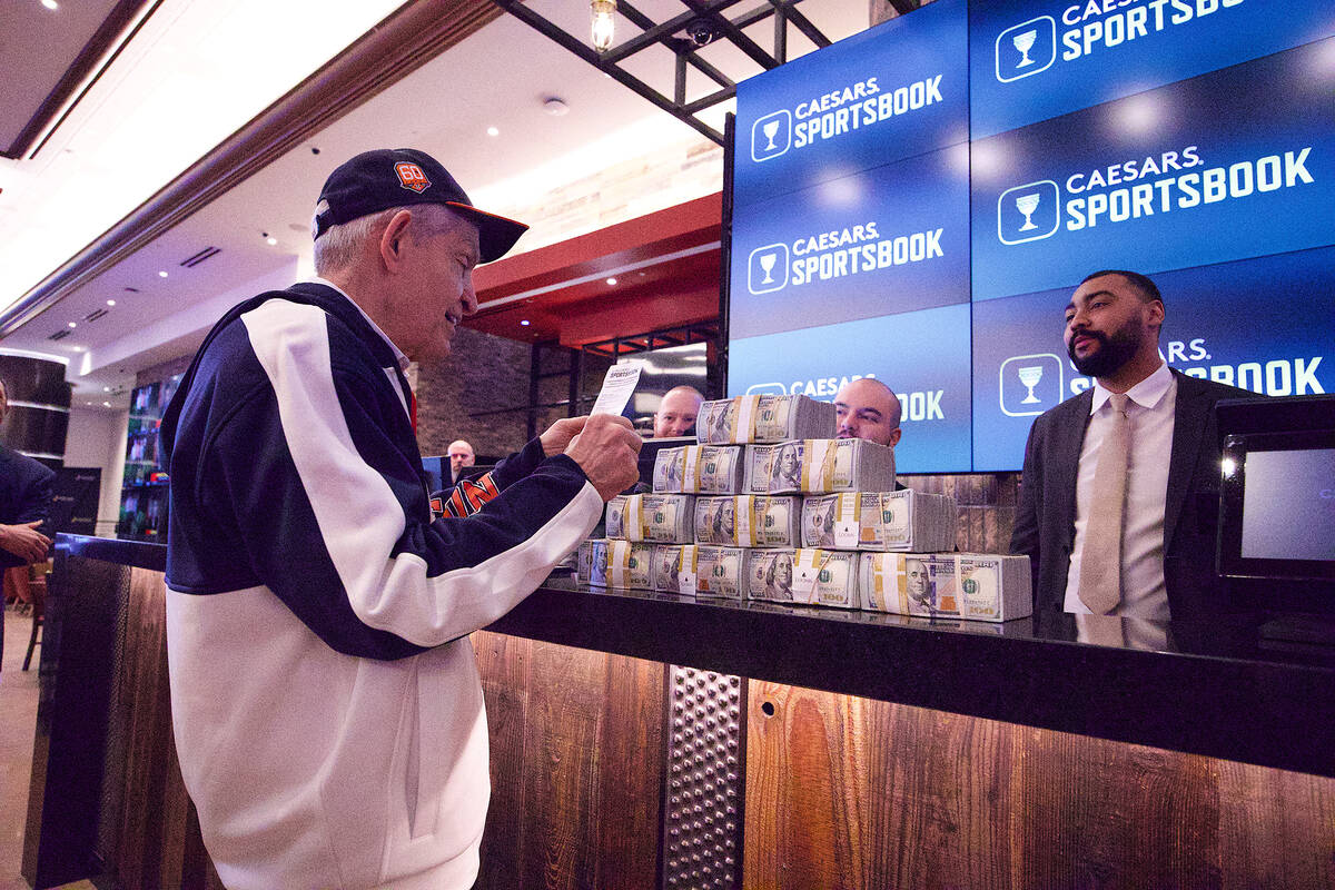 ‘Mattress Mack’ makes another 1M wager on Houston to win NCAA title