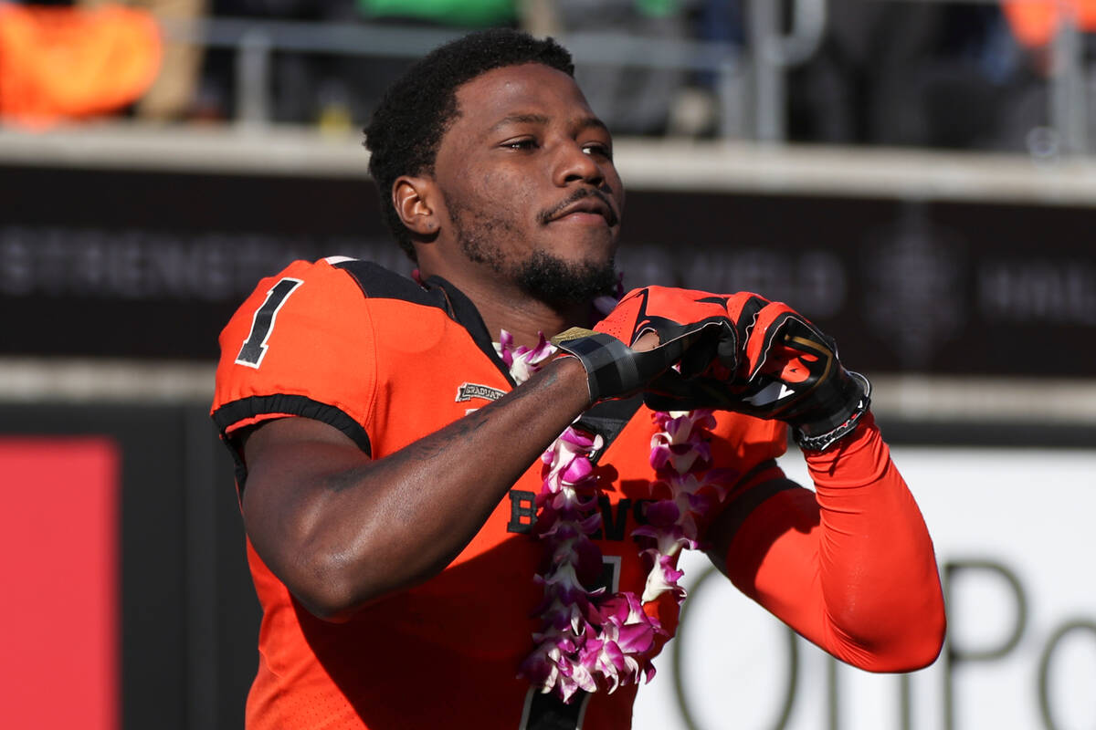 Oregon State wide receiver Tyjon Lindsey (1) is recognized during a Senior Day ceremony prior t ...