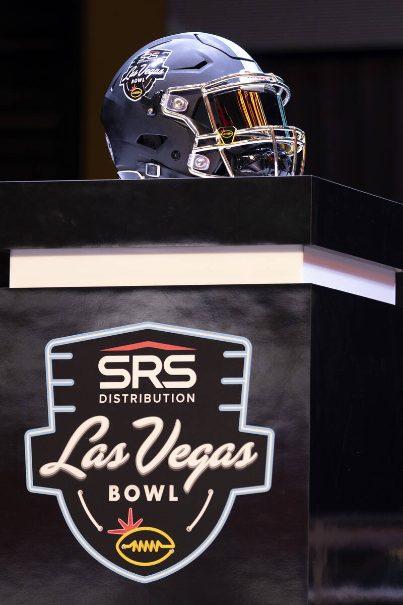 A welcome reception greeted teams ahead of the Las Vegas Bowl NCAA football game between Florid ...