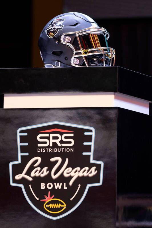 A welcome reception greeted teams ahead of the Las Vegas Bowl NCAA football game between Florid ...