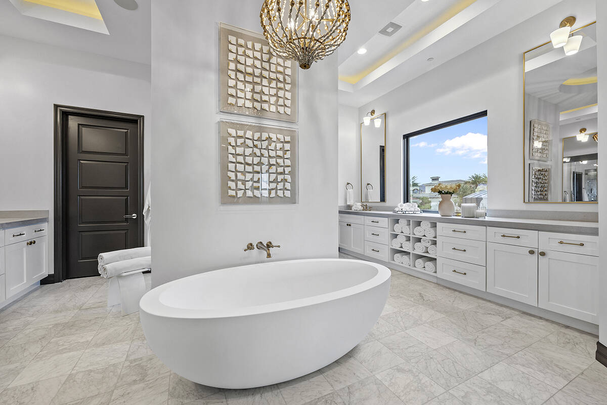 The master bath features a soaking tub. (Douglas Elliman, Nevada)