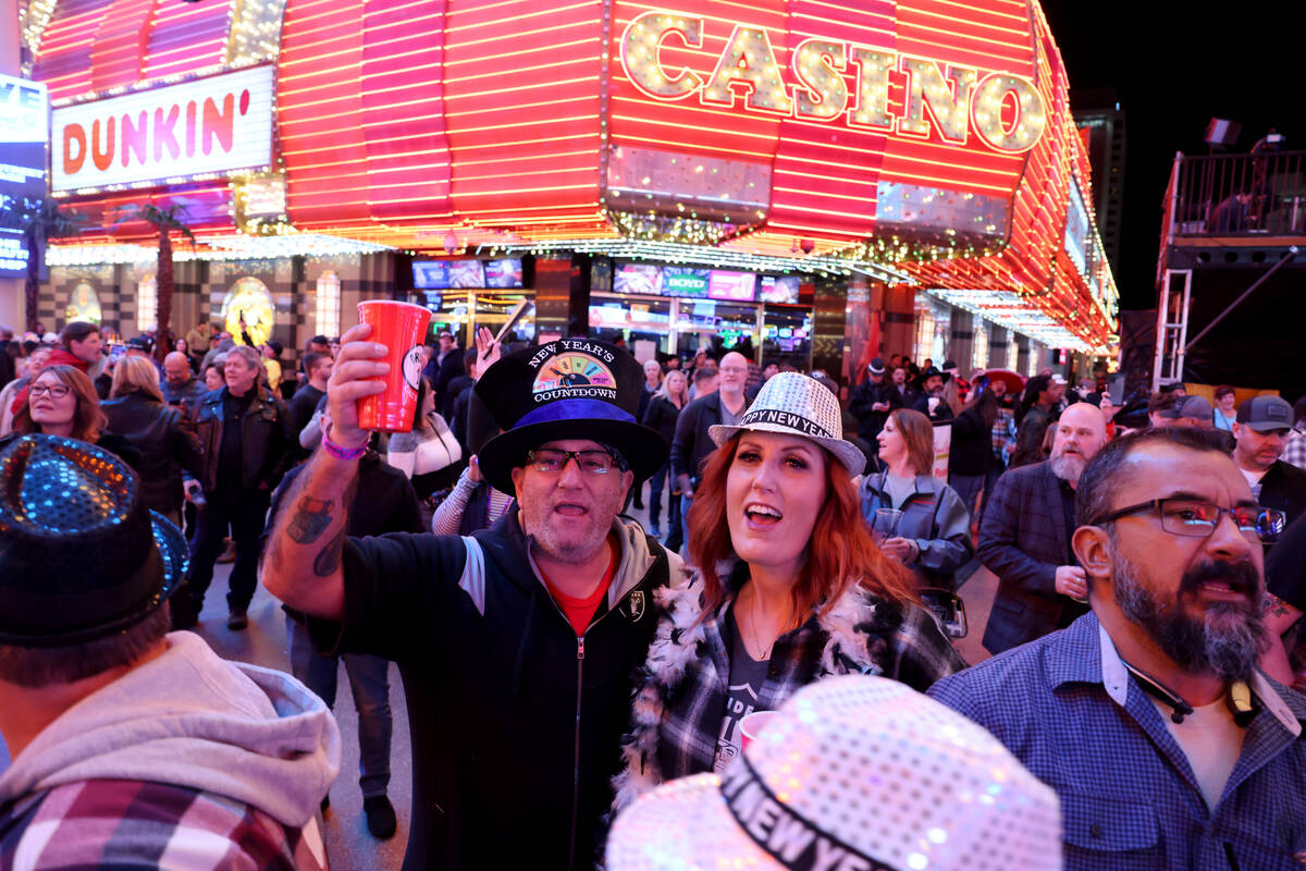 4K HDR) Fremont Street Las Vegas New Year's Eve 2023 - Las Vegas