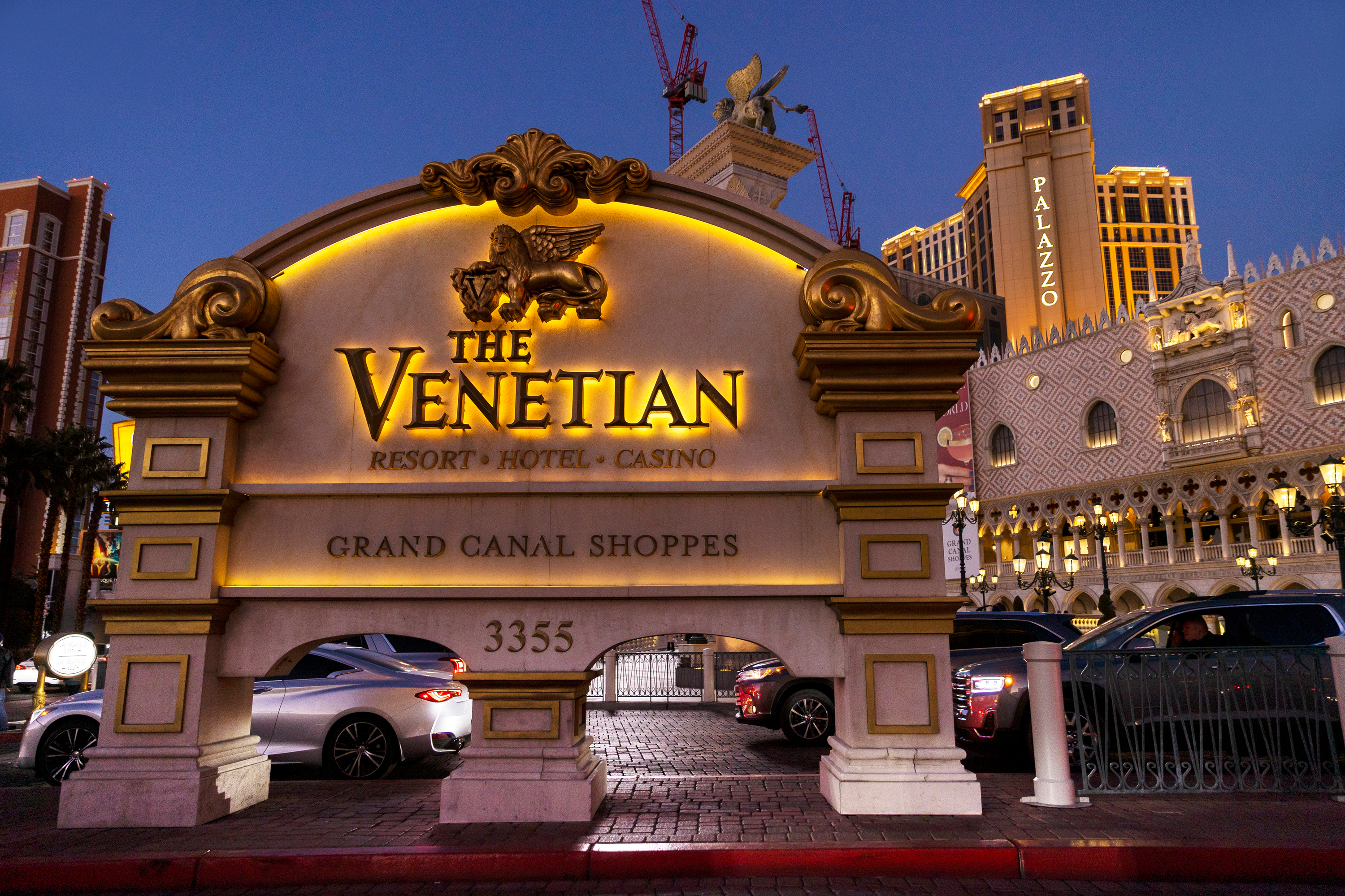 7.000 karyawan The Venetian Las Vegas akan menerima bonus .500 setelah tahun yang lebih baik dari perkiraan