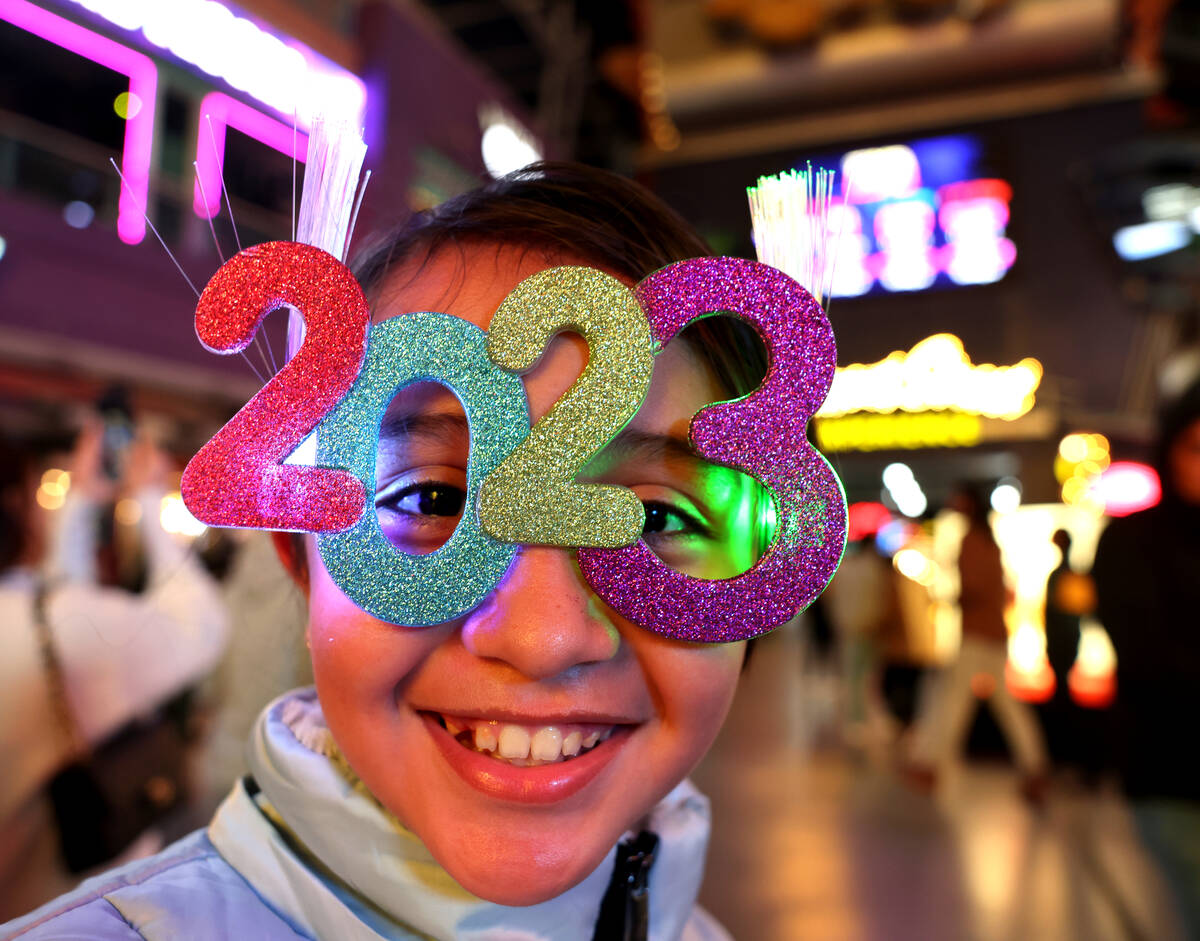 4K HDR) Fremont Street Las Vegas New Year's Eve 2023 - Las Vegas