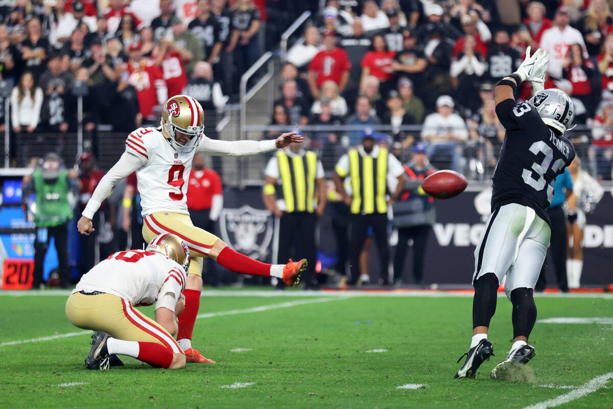 San Francisco 49ers place kicker Robbie Gould (9) kicks the game winning field goal against the ...
