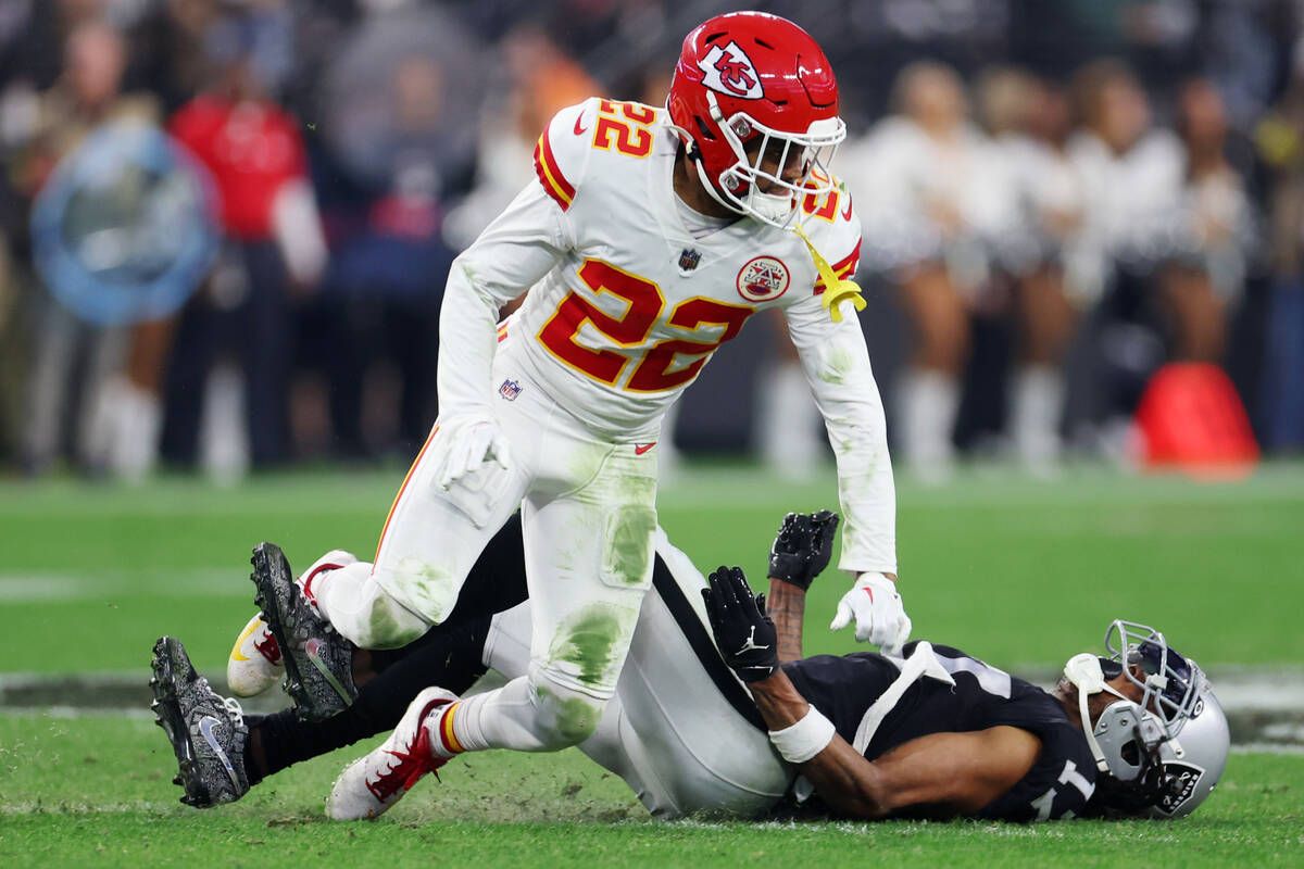 Kansas City Chiefs safety Juan Thornhill (22) defends a pass intended for Las Vegas Raiders wid ...
