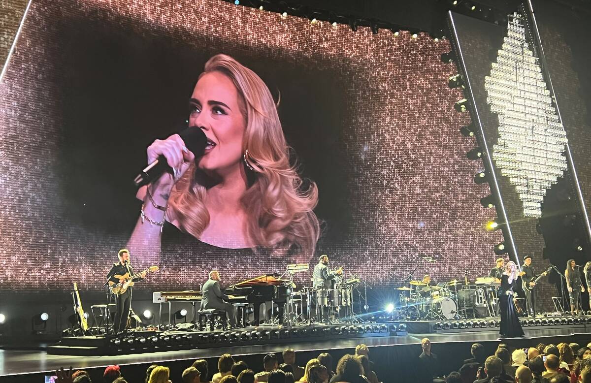 Adele Read About Her Seat Fillers At Caesars Palace Kats Entertainment Columns