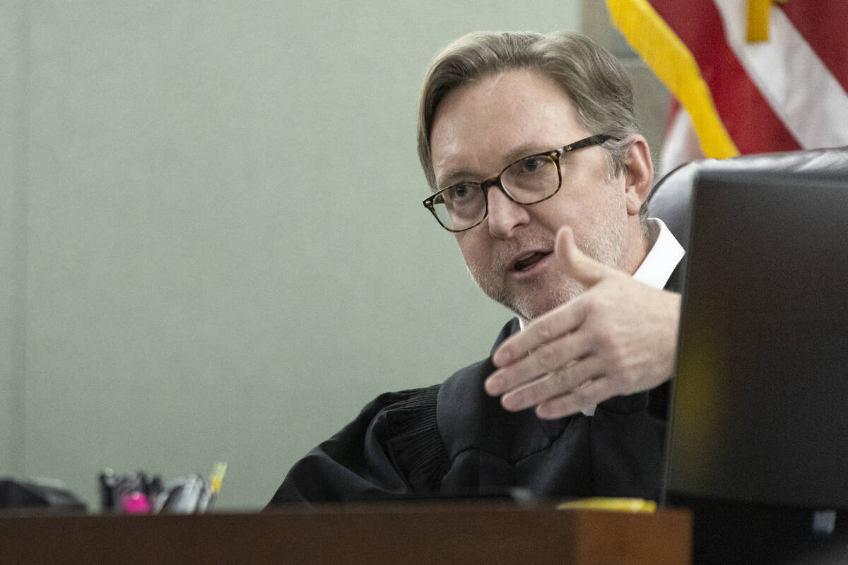 Justice of the Peace Eric Goodman speaks during the preliminary hearing for Tavari Pearson, a j ...