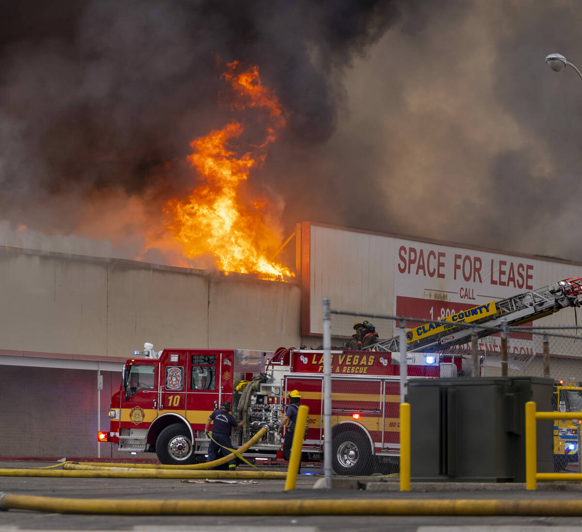 Fire investigation at east Las Vegas valley Walmart