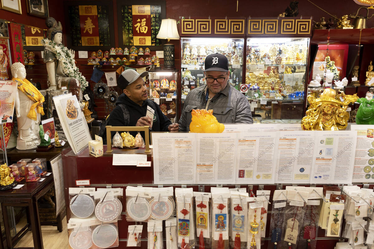 Tahun Baru Imlek di Las Vegas mempersiapkan bisnis Chinatown