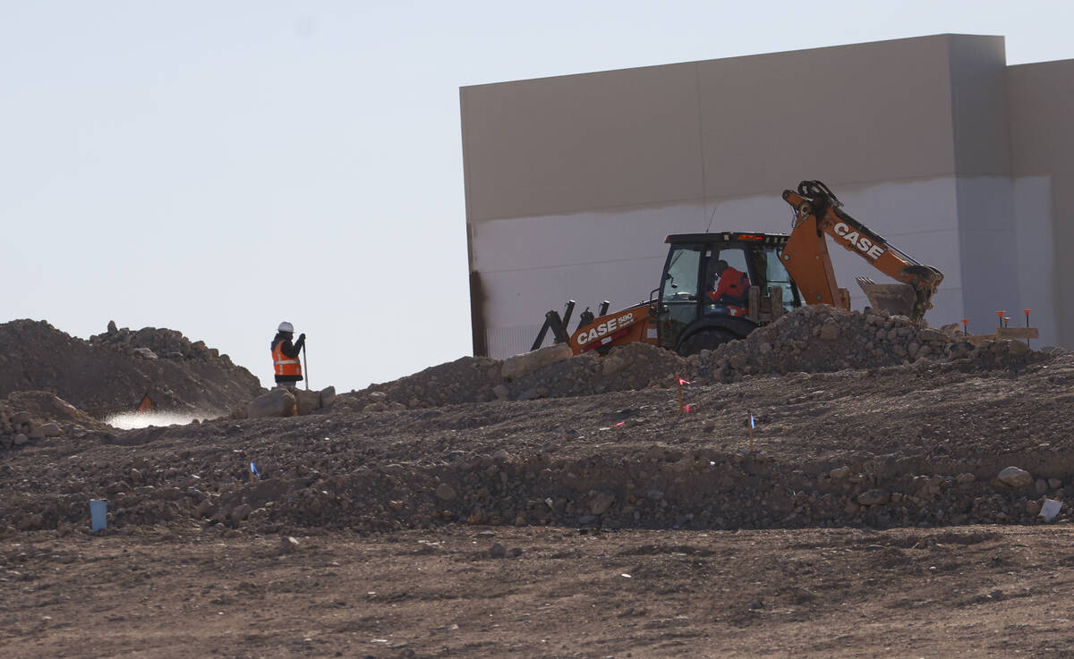 Construction continues on a warehouse complex off of Volunteer Boulevard on Tuesday, Jan. 24, 2 ...
