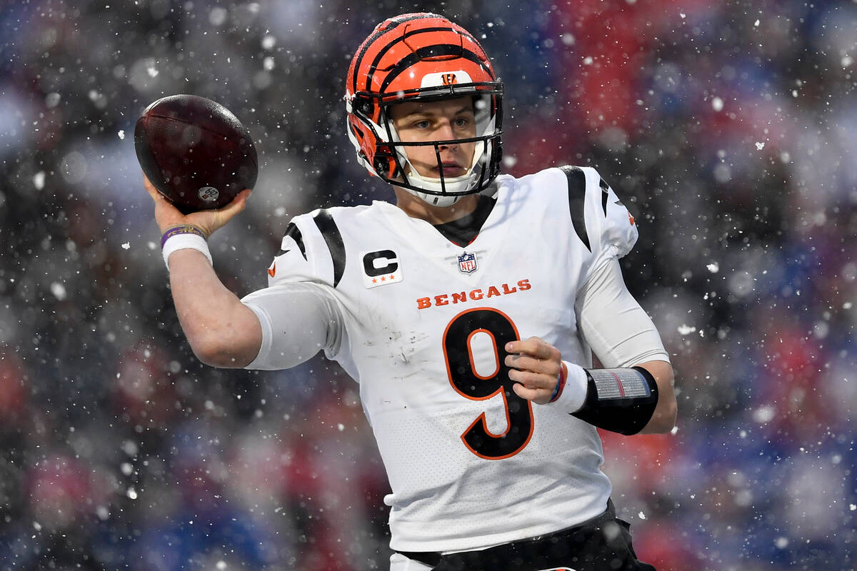 Cincinnati Bengals quarterback Joe Burrow (9) passes against the Buffalo Bills during the third ...