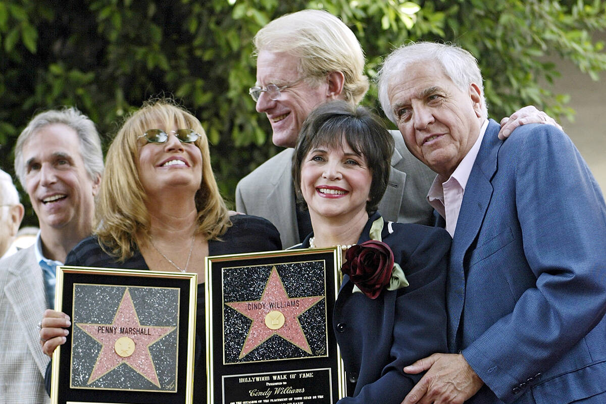 Actors from left, Henry Winkler, Penny Marshall, Ed Begley, Cindy Williams and Garry Marshall p ...