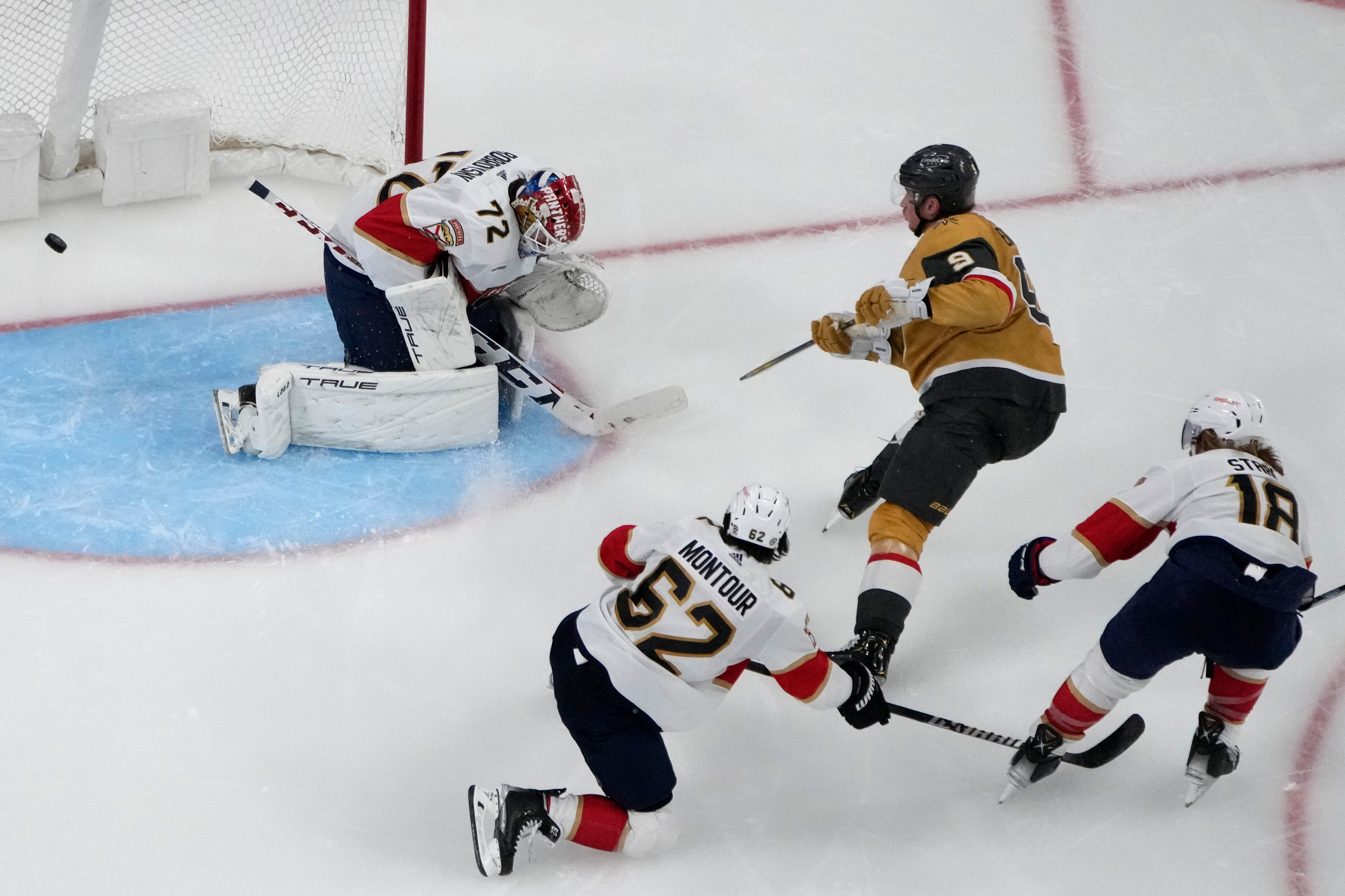 Jack Eichel dari Golden Knights sedang mencoba untuk ‘menemukan kembali’ permainan setelah kembali