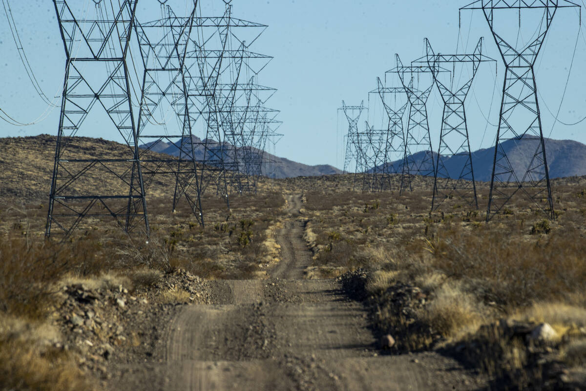 Dirt roads are maintained for power line company access near Searchlight. (L.E. Baskow/Las Vega ...