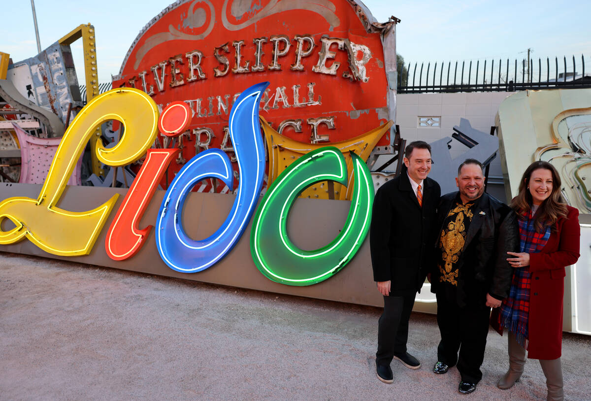 The Neon Museum - October 1995, Landmark Hotel and the Las Vegas