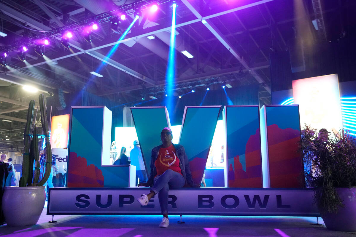 super bowl experience hours
