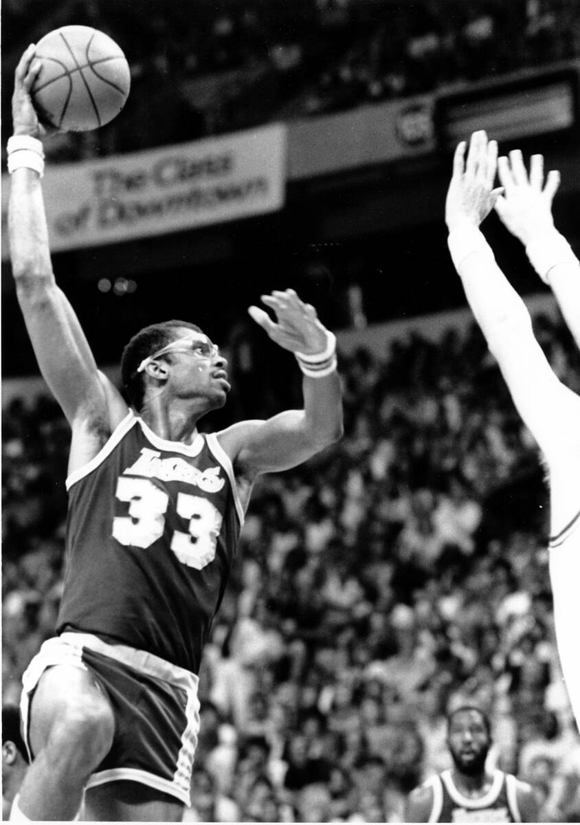 Los Angeles Lakers center Kareem Abdul-Jabbar shoots a sky hook in a game against the Utah Jazz ...