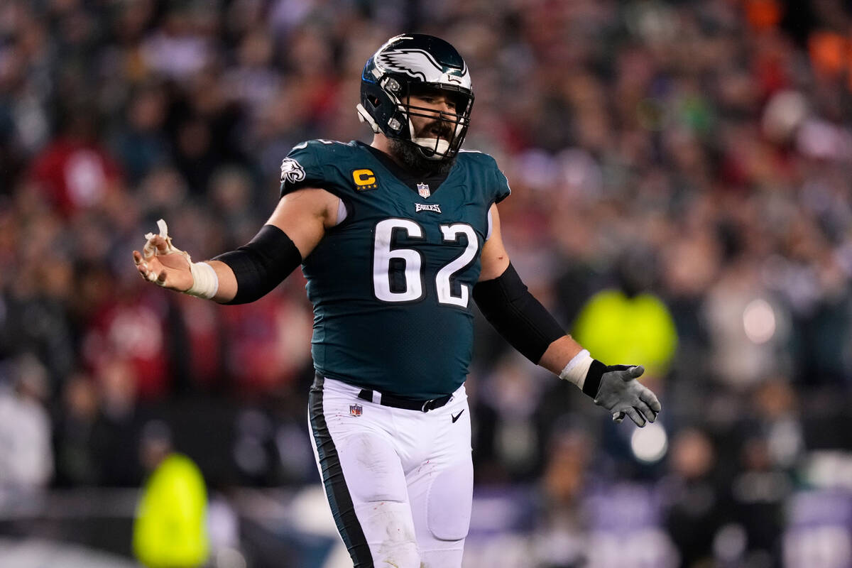 Super Bowl: Taruhan populer Jason Kelce dari Eagles untuk mencetak TD pertama