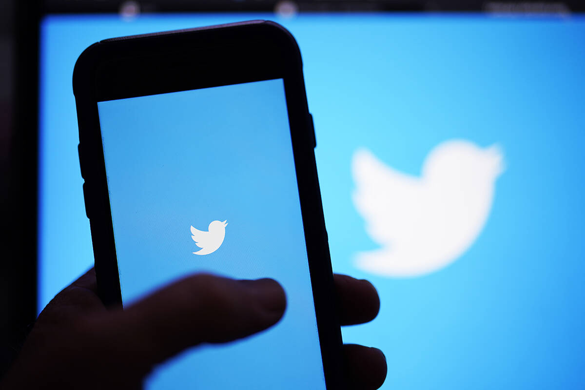 Platform media sosial seperti Twitter menghadapi pemadaman, masalah lainnya