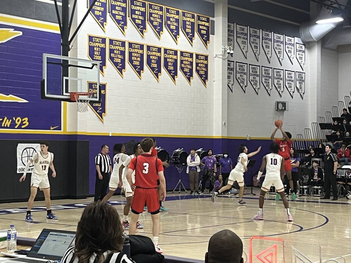 The Durango and Coronado boys basketball teams play Thursday at Durango. (Alex Wright/Las Vegas ...