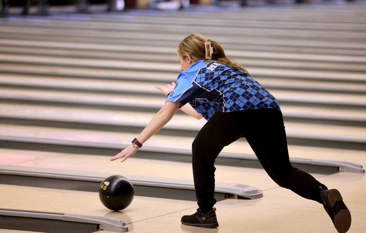 Centennial bowling wins boys, girls team state titles — PHOTOS Nevada