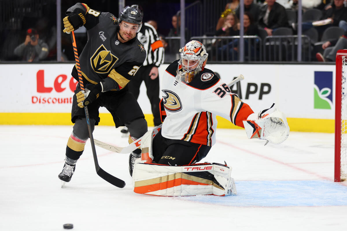 Anaheim Ducks goaltender John Gibson (36) defends against Vegas Golden Knights left wing Willia ...