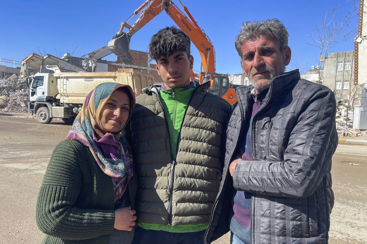 Film remaja Turki ‘momen-momen terakhir’ dari apartemen yang dilanda gempa, selamat