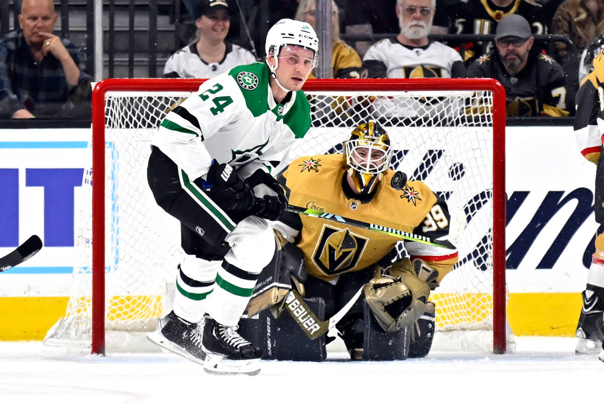 Golden Knights lose to Dallas Stars in shootout after goalie duel
