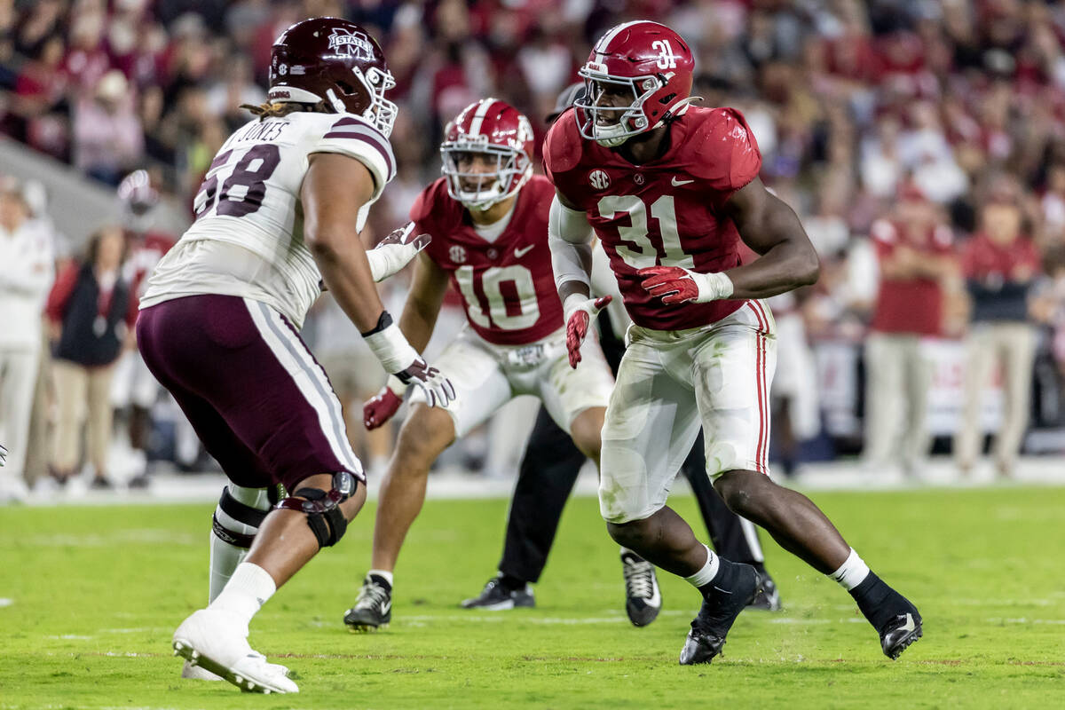 Alabama linebacker Will Anderson Jr. (31) faces off against Mississippi State offensive lineman ...