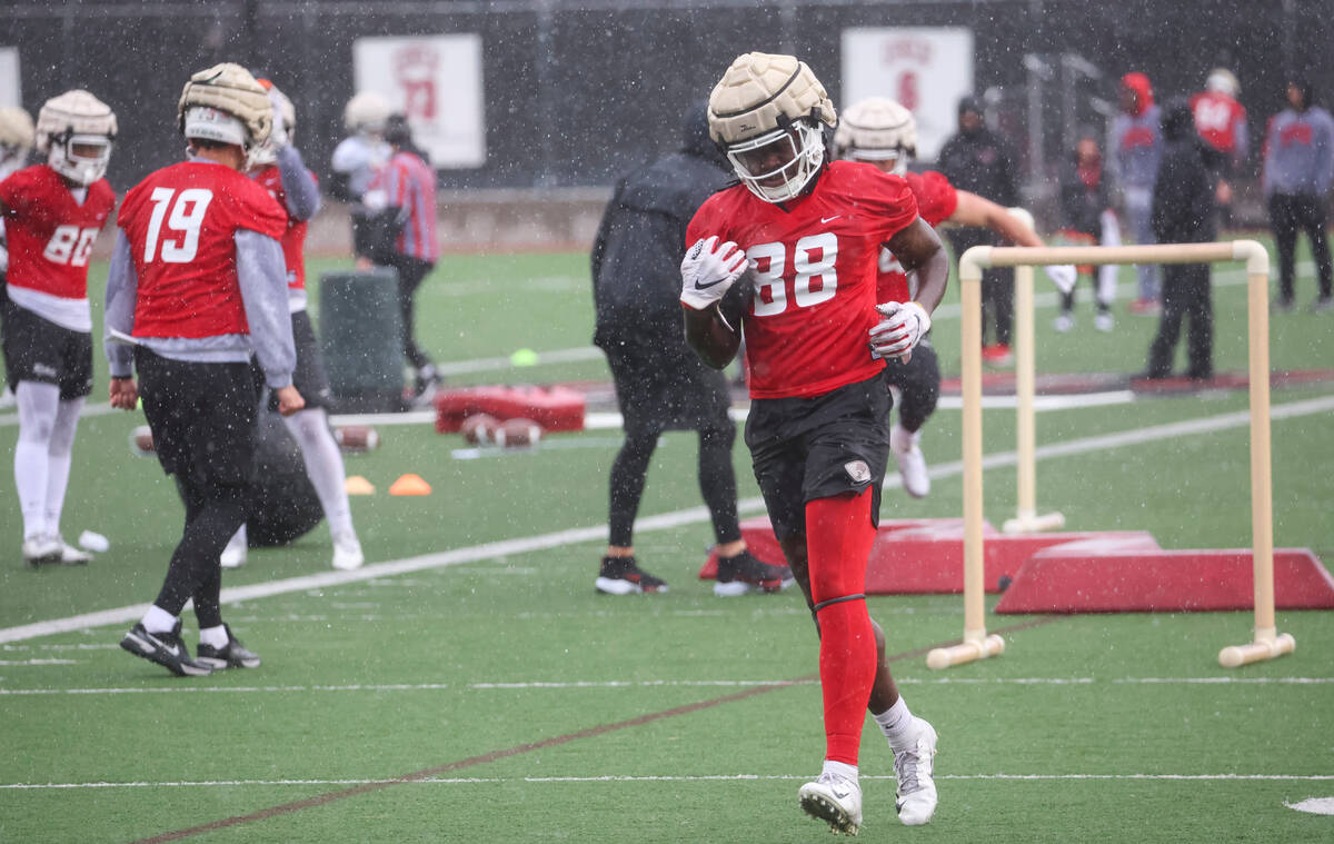 UNLV tight end Shelton Zeon III (88) participates in drills during the first day of spring foot ...