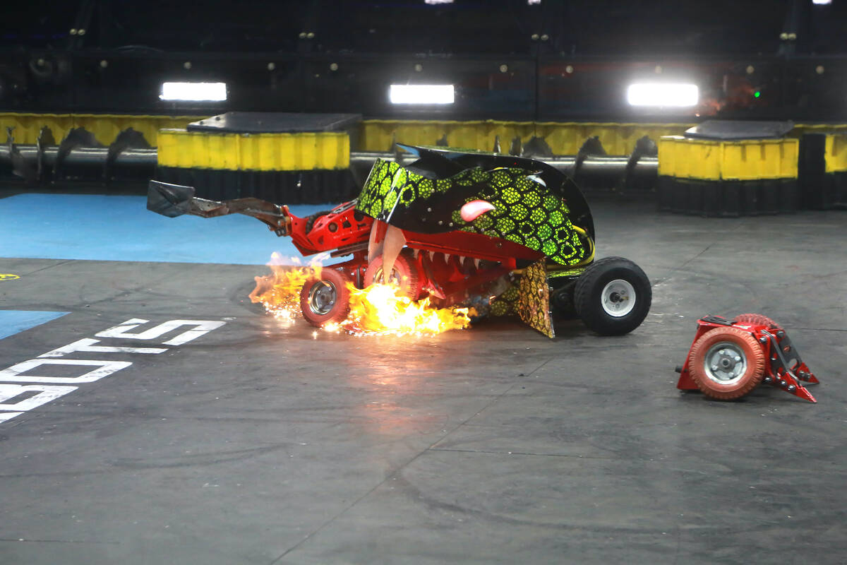 ‘BattleBots’ show on a collision course in Las Vegas Kats