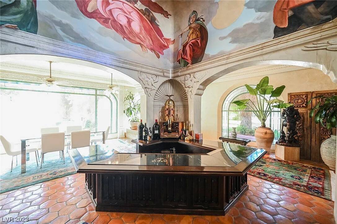 Siegfried and Roy’s former property at 1638 Valley Drive. (Ron Miller/Zipp3D)