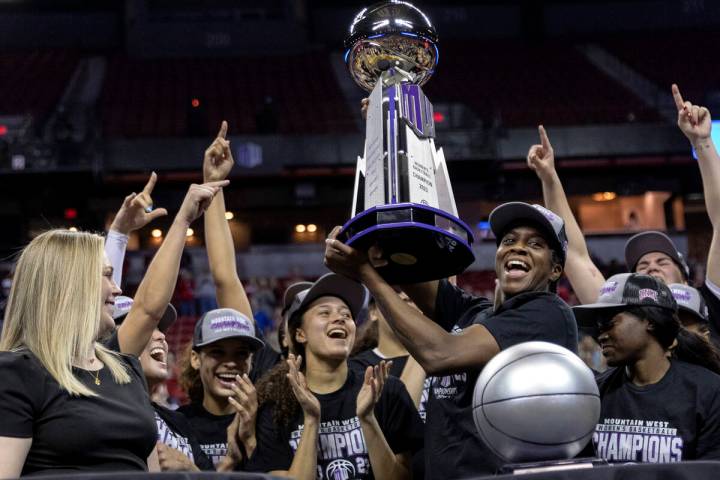 Wanita UNLV mendapatkan unggulan lebih tinggi di turnamen NCAA
