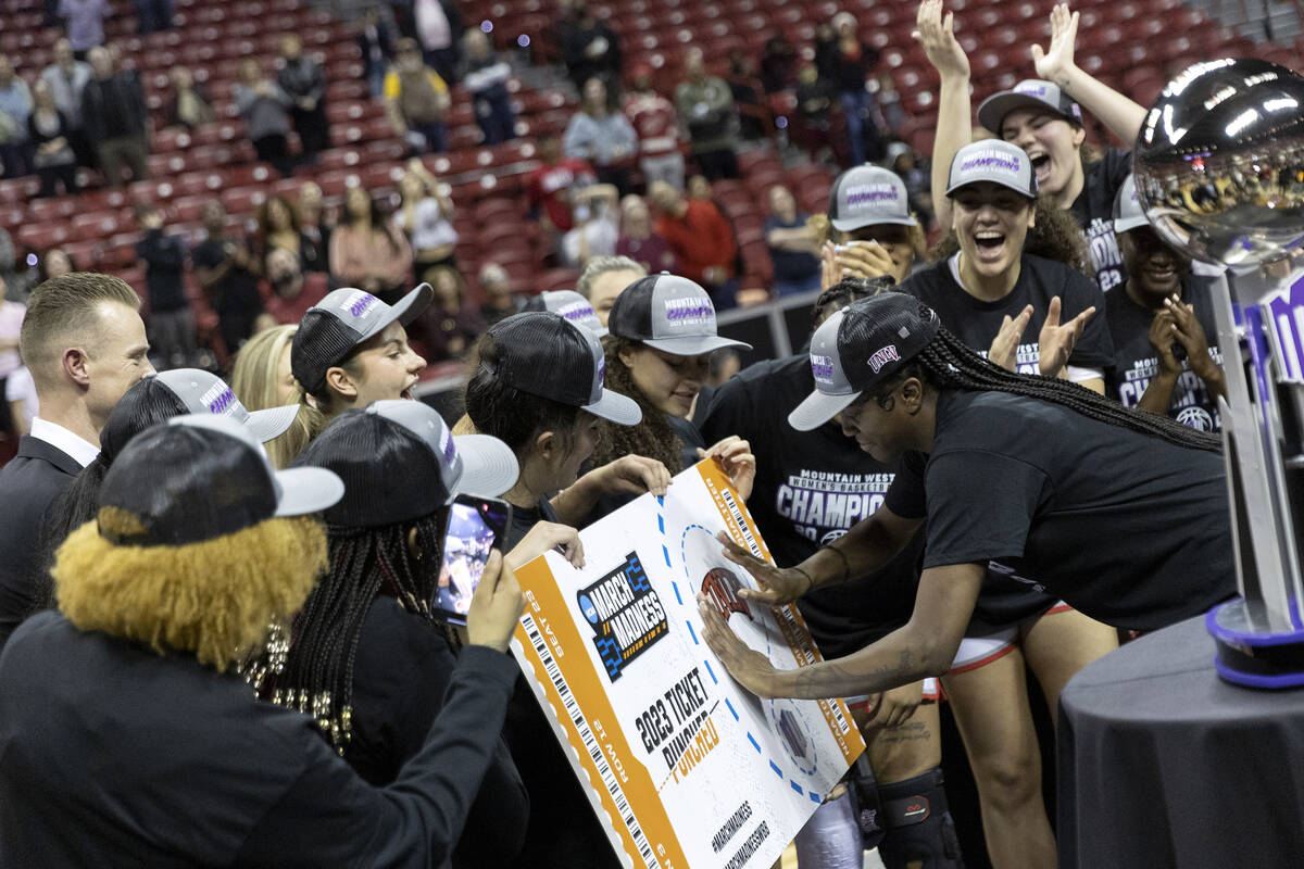 UNLV Lady Rebels center Desi-Rae Young, tournament MVP, punches her team’s ticket after ...
