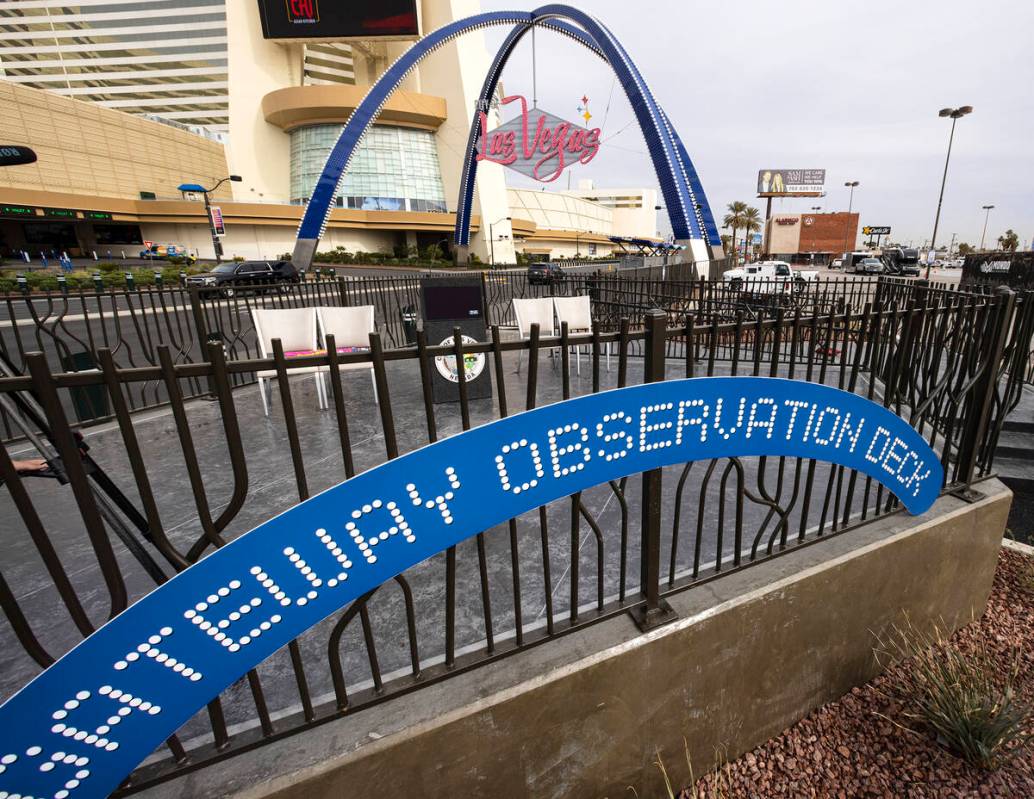 A new observation deck, built to have a place from where to look at the Gateway Arches, is seen ...