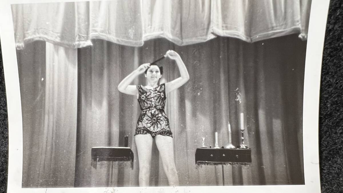 A stage photo of a teenage Gloria Dea is in AnnaRose Einarsen's collection of the magician's me ...